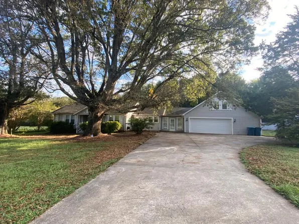 8377 Hickory Ridge Rd, Harrisburg, NC 28075