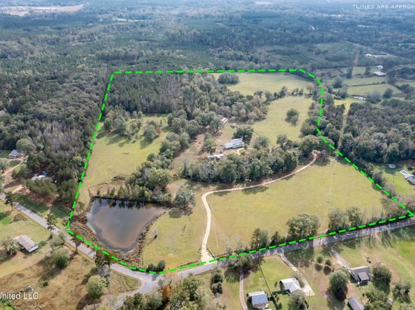 1376 Smith Lake Rd NE, Brookhaven, MS 39601