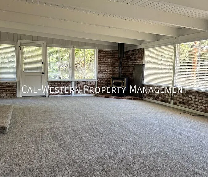 13270 Franklin Ave — Photo 6