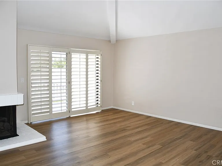 2337 E Skyline Dr — Photo 10