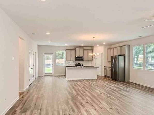 1065 Thomasville Estate Way