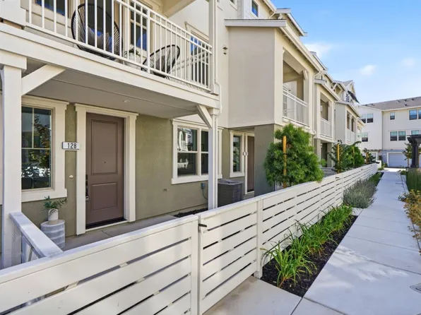 128 Oak Cir, Walnutcreek, CA 94597