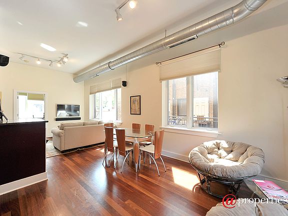 Living Room / Dining Room
