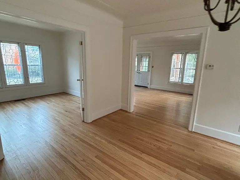 1402 Somerset Ave — Photo 7