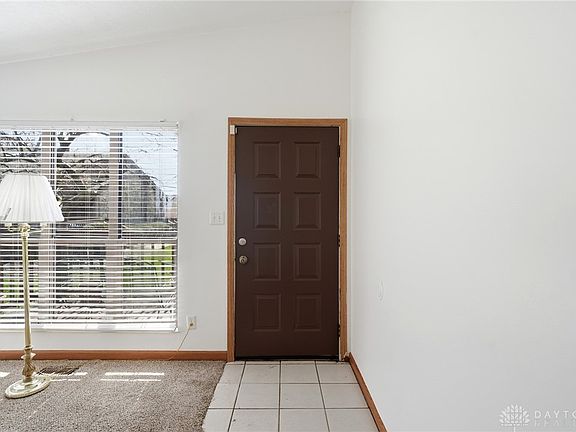 5th image of 4753 Caprice Dr