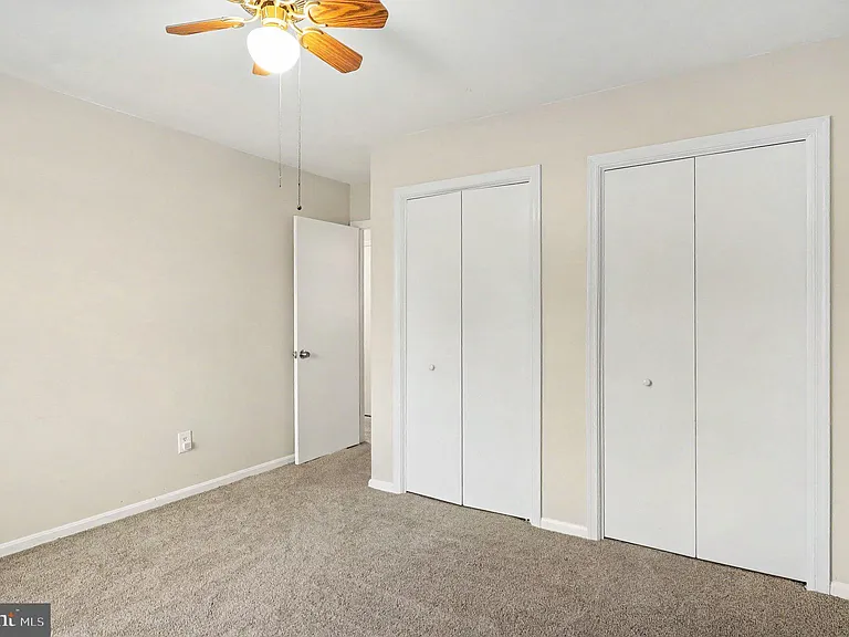 726 Gentle Breeze Ct — Photo 14