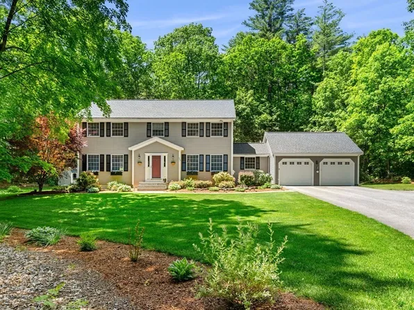 243 Hill Rd, Groton, MA 01450