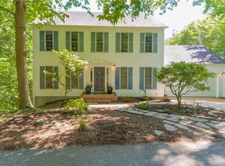 8 Sunset Walk, Asheville, NC 28804