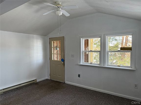 4th image of 6892 Stanwix Ave