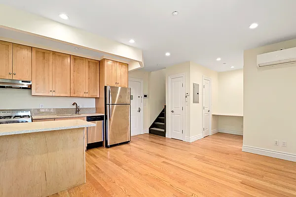 Rented by Compass | media 3