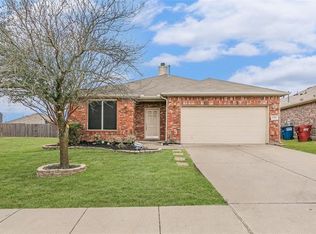 1502 Syracuse Dr, Van Alstyne, TX 75495