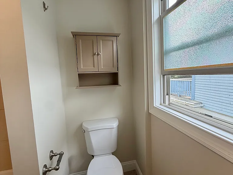 1032 Hope St — Photo 14