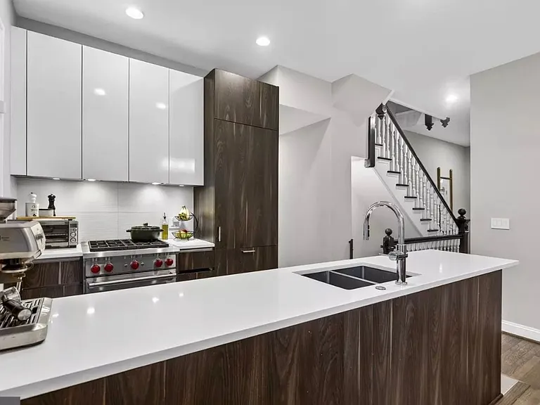 611 Maryland Ave NE — Photo 7