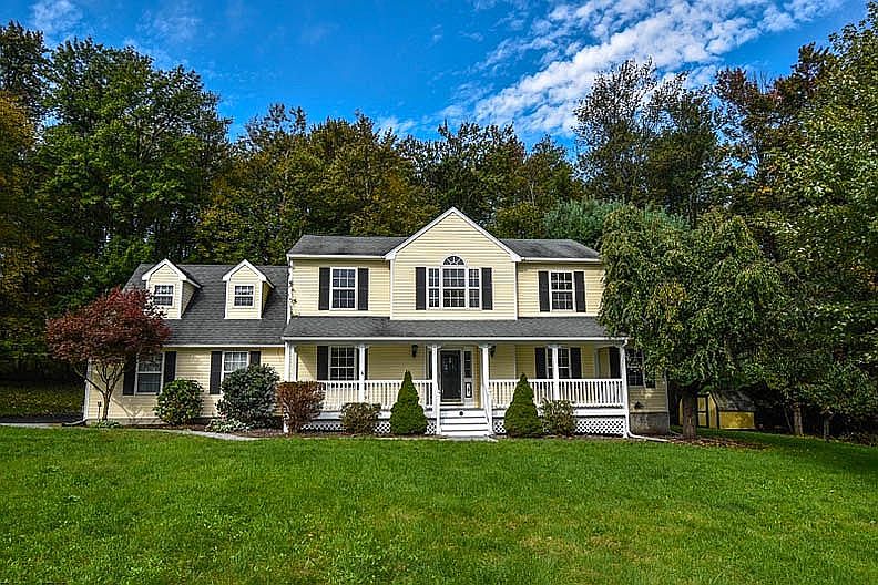 1st image of 23 E Field Dr