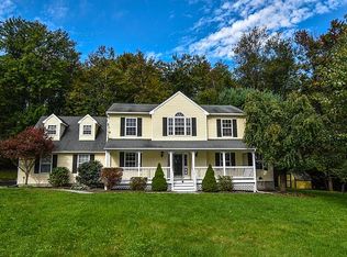 23 E Field Dr, Sussex, NJ 07461