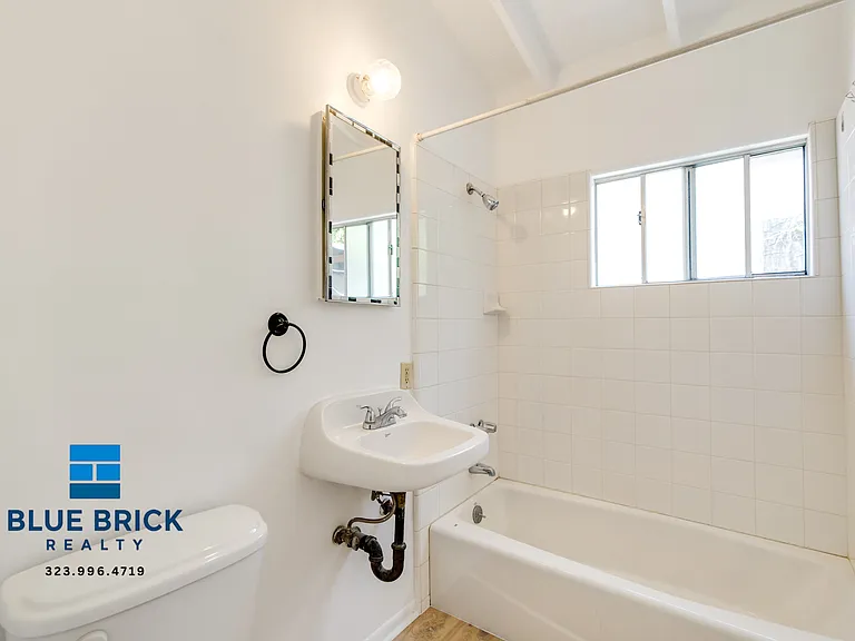 7910 Willis Ave #4 — Photo 6