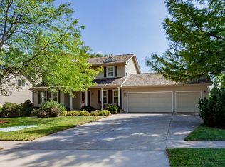 2121 NW 139th St, Clive, IA 50325