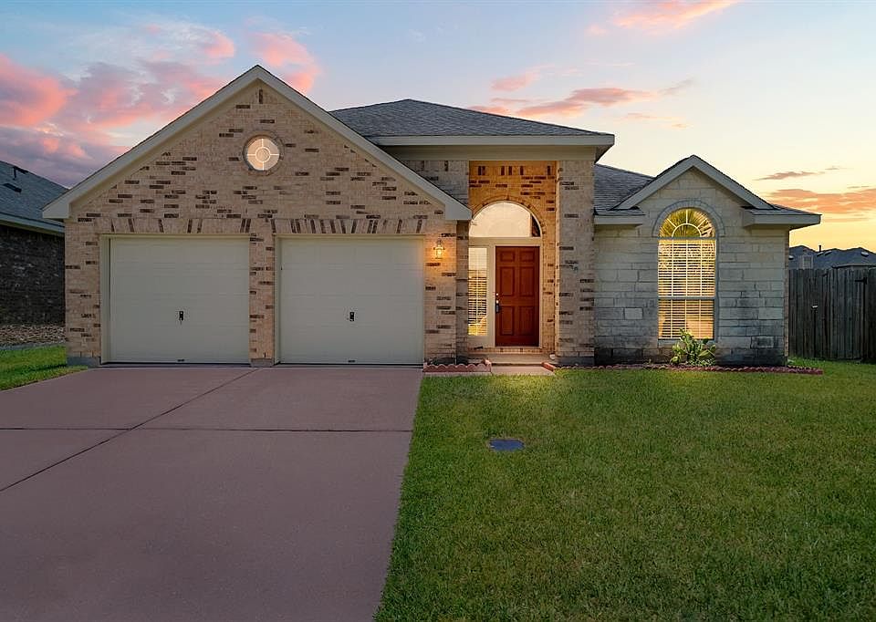 1st image of 5047 Bay Ln