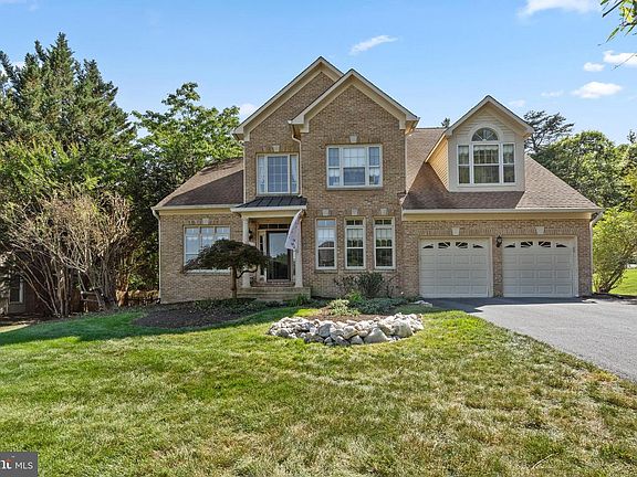 3rd image of 8708 Cross Chase Cir