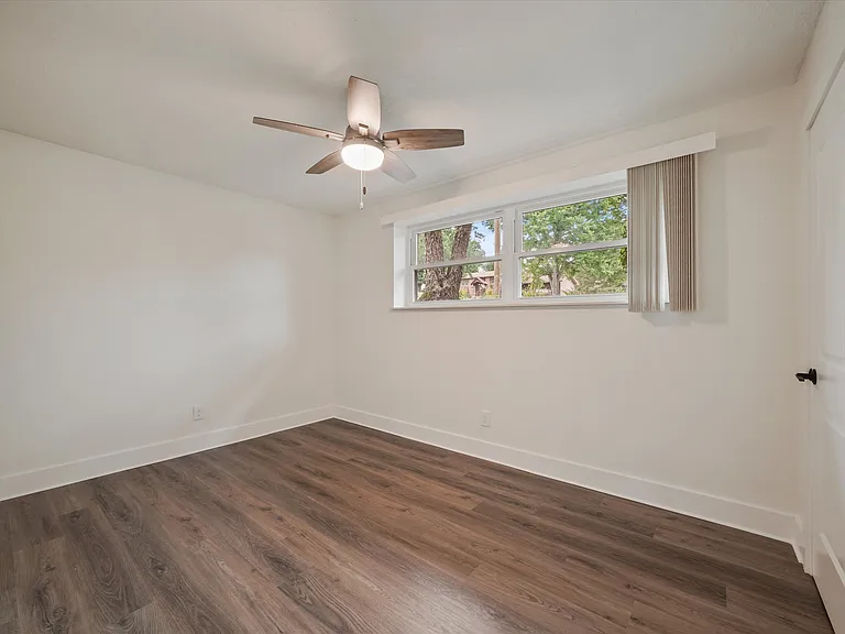 509 Banbury Rd — Photo 10