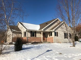 172 N Westmount Dr, Sun Prairie, WI 53590