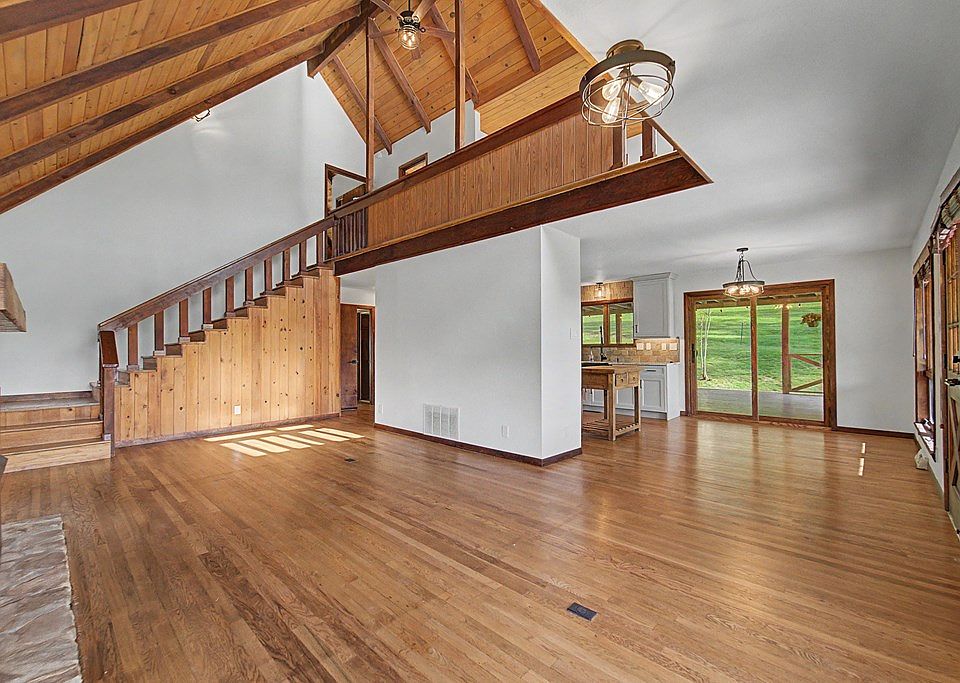29th image of 3956 Franks Creek Rd
