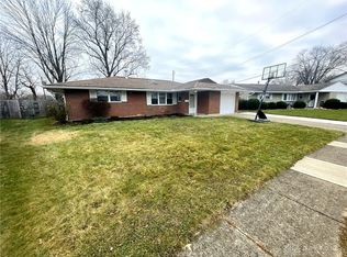 30 Paw Paw Dr, Springboro, OH 45066