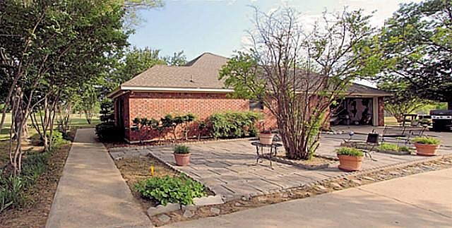 2nd image of 1011 Mayberry Ct