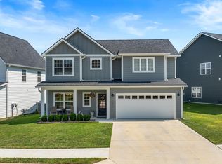 1653 Spring Berry Ln, Knoxville, TN 37924