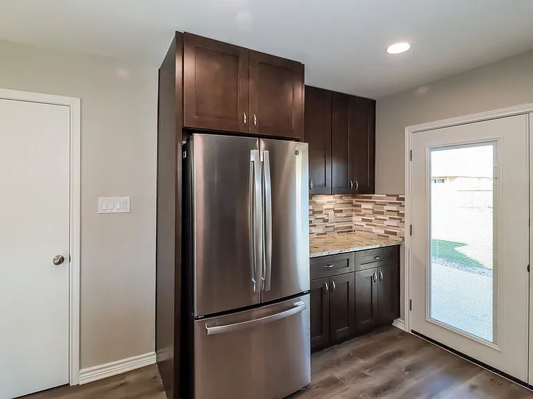121 Camellia Dr — Photo 7