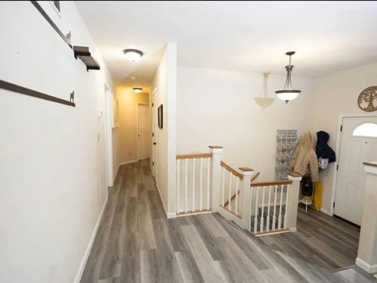 15400 Triangle Ln — Photo 1