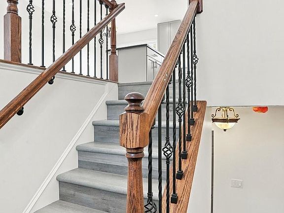 5th image of 153 Idyllwood Dr