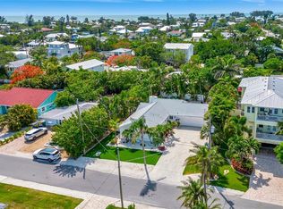 155 Crescent Dr, Anna Maria, FL 34216