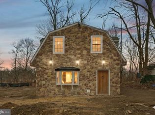 2034 Locust St, Upper Chichester, PA 19061