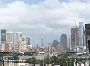 7 Astor Pl, Jersey City, NJ 07304