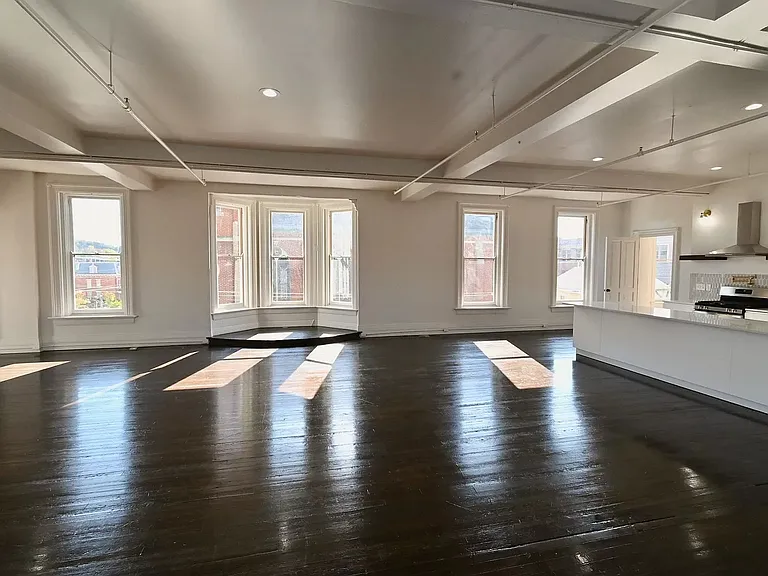 738 York St #1 — Photo 12