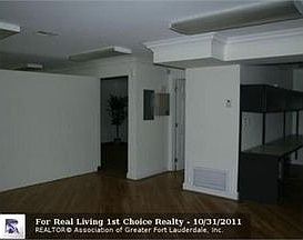 2nd image of 1136 SE 3rd Ave