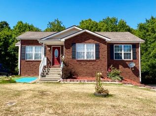 1724 Ridge Runner Ct, Clarksville, TN 37042