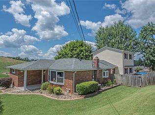 996 Hazel Dr, North Huntingdon, PA 15642