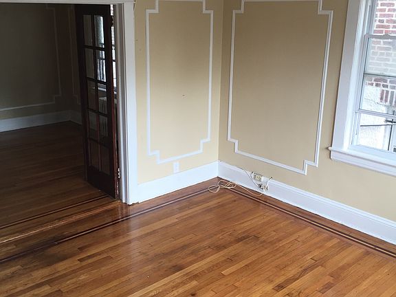 3rd image of 68 St Pauls Ave #1