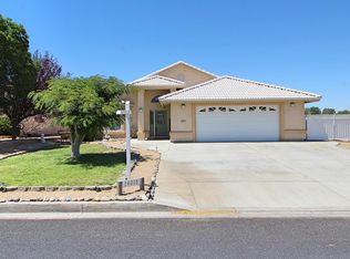 14010 Rivers Edge Rd, Helendale, CA 92342