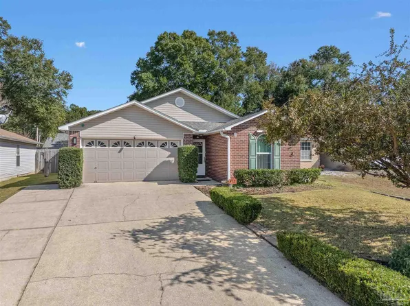 412 Oak Leaf Ct, Pensacola, FL 32514