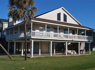 4126 Pirates Dr, Galveston, TX 77554