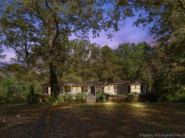 21621 Old Maxton Rd, Maxton, NC 28364