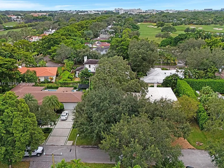 1246 Algardi Ave — Photo 39