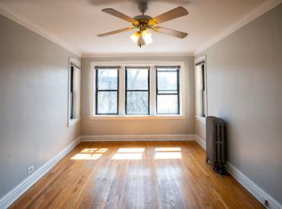 1104 W George St APT 3, Chicago, IL 60657