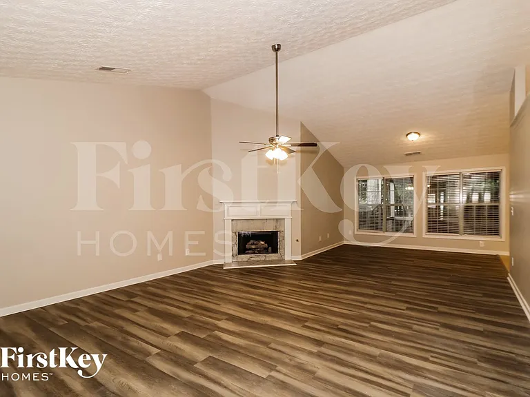 3310 Freedom Lndg NW — Photo 3