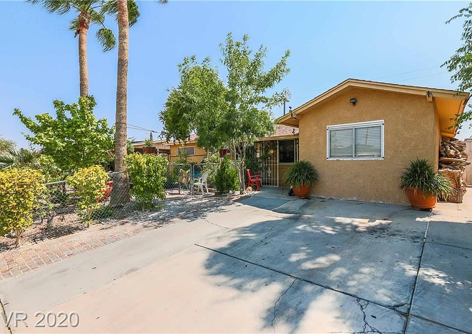 1st image of 5821 Forrest Hills Ln