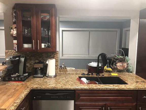 5th image of 9010 NW 21st Ct