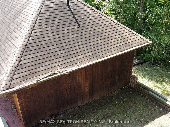 5th image of 1030 McCabe Rd